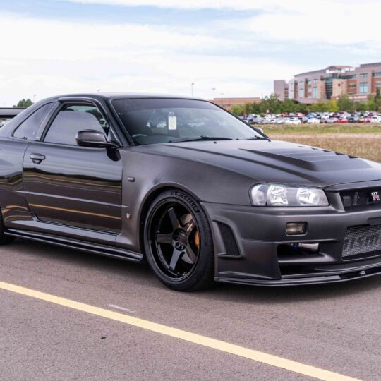 2001 Nissan GT-R V-Spec II