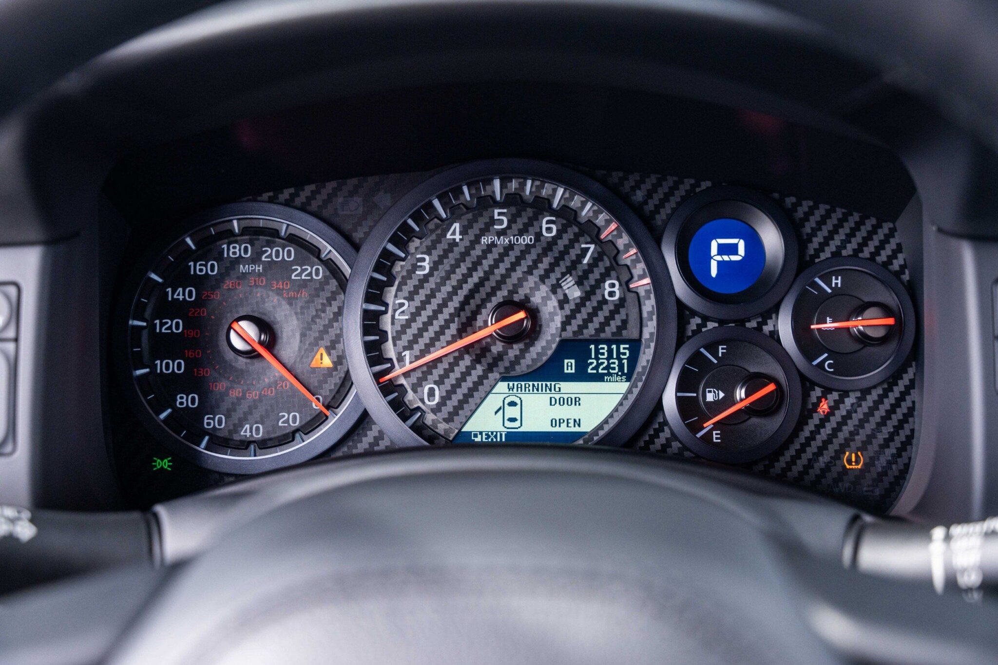 2024 Nissan GT-R - Image 31
