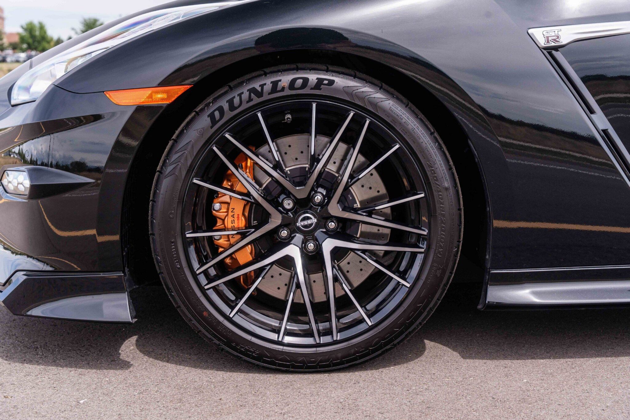 2024 Nissan GT-R - Image 15