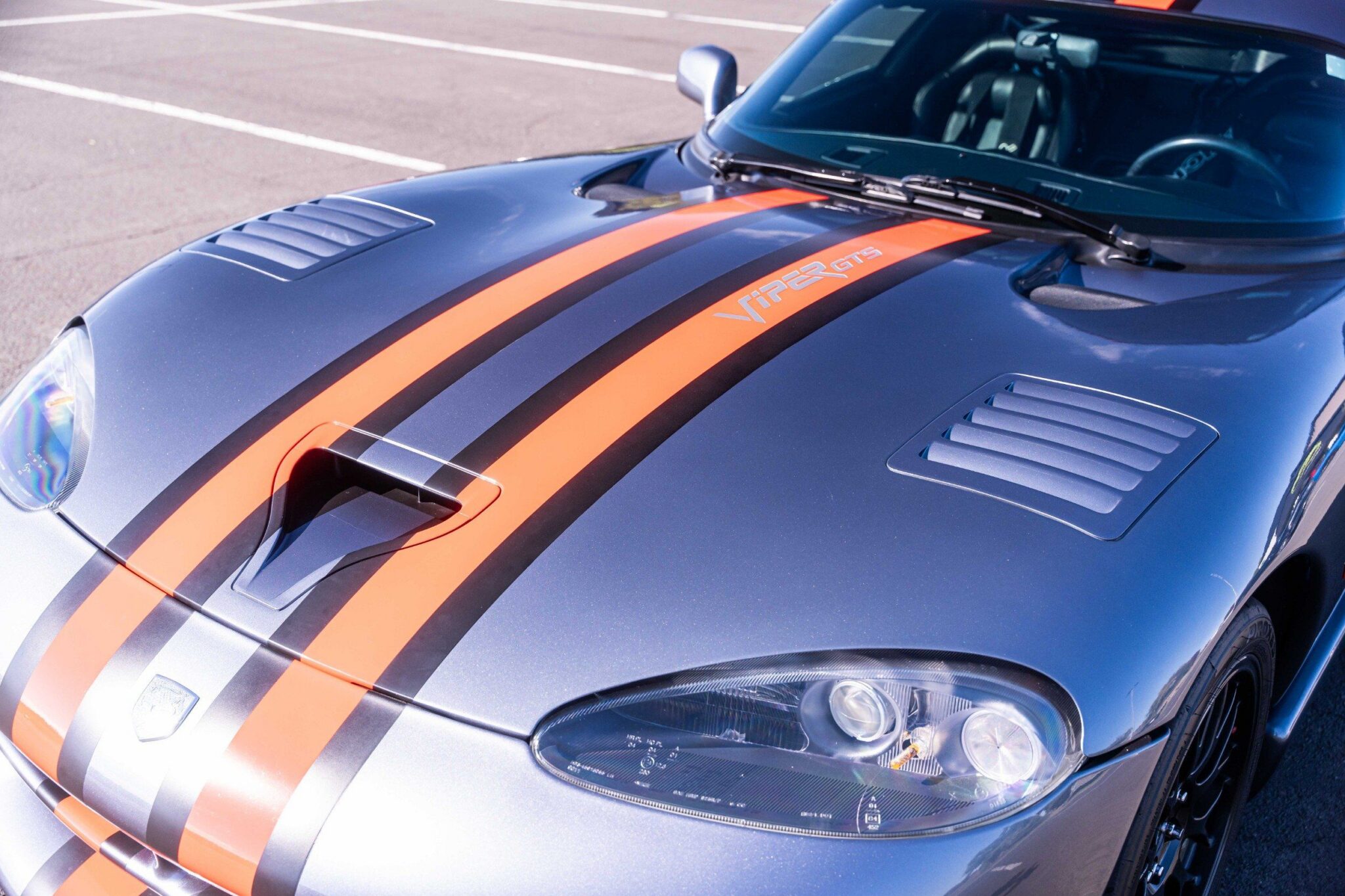 2000 Dodge Viper - Image 20