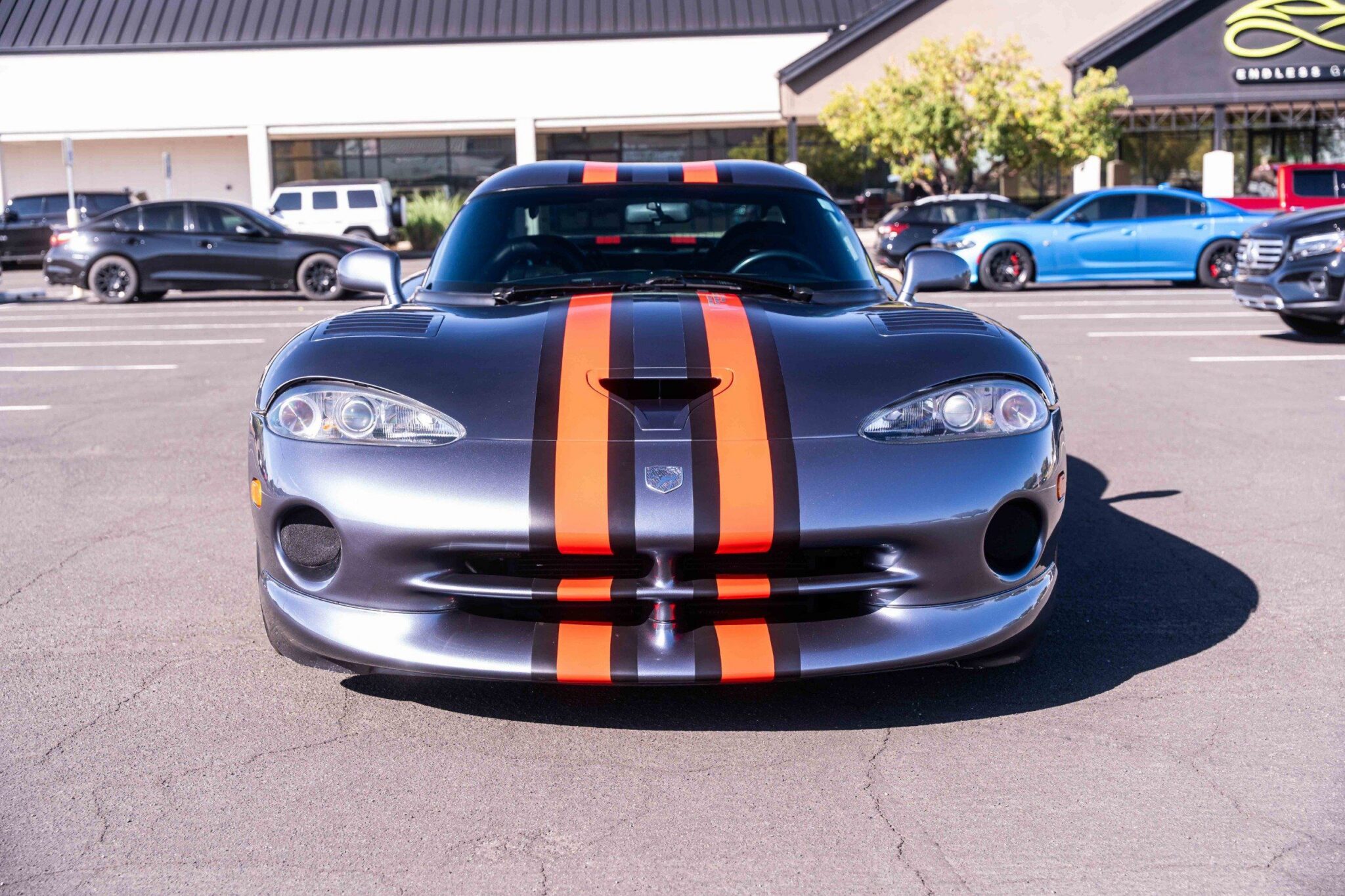 2000 Dodge Viper - Image 16