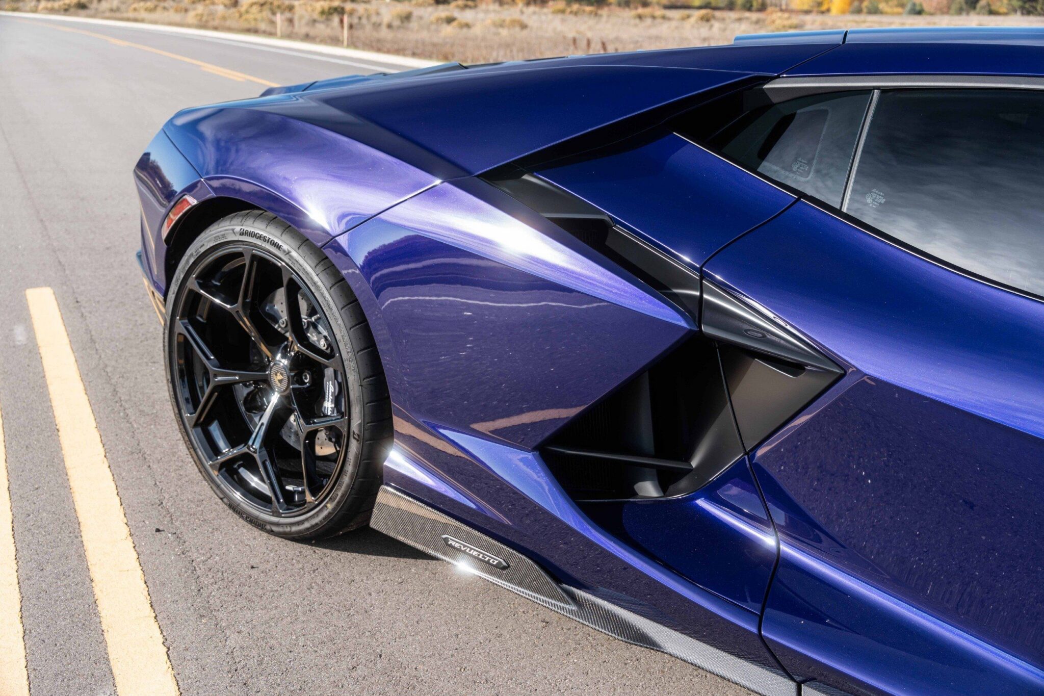 2026 Lamborghini Revuelto - Image 7
