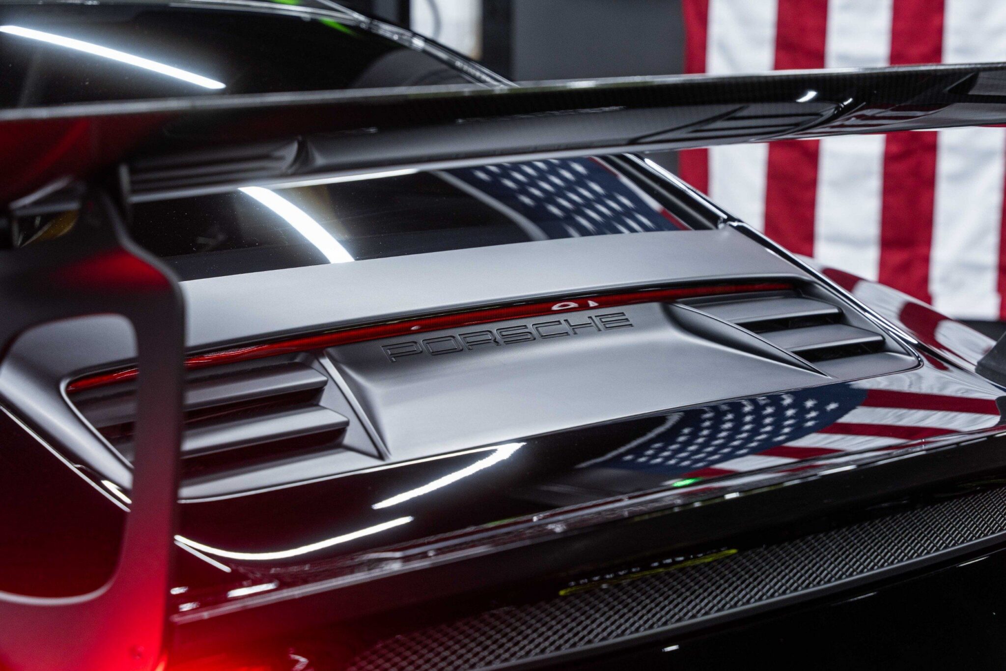 2019 Porsche 911 - Image 16