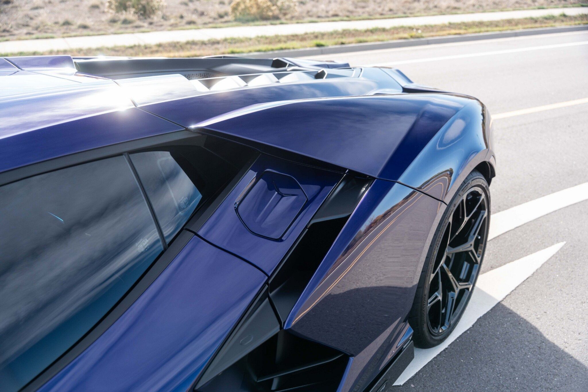2026 Lamborghini Revuelto - Image 34