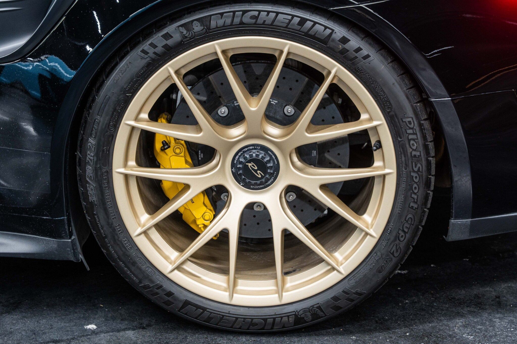 2019 Porsche 911 - Image 19