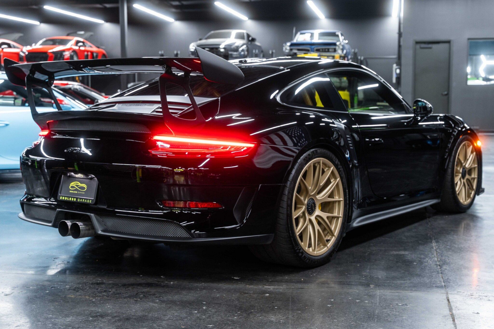 2019 Porsche 911 - Image 12