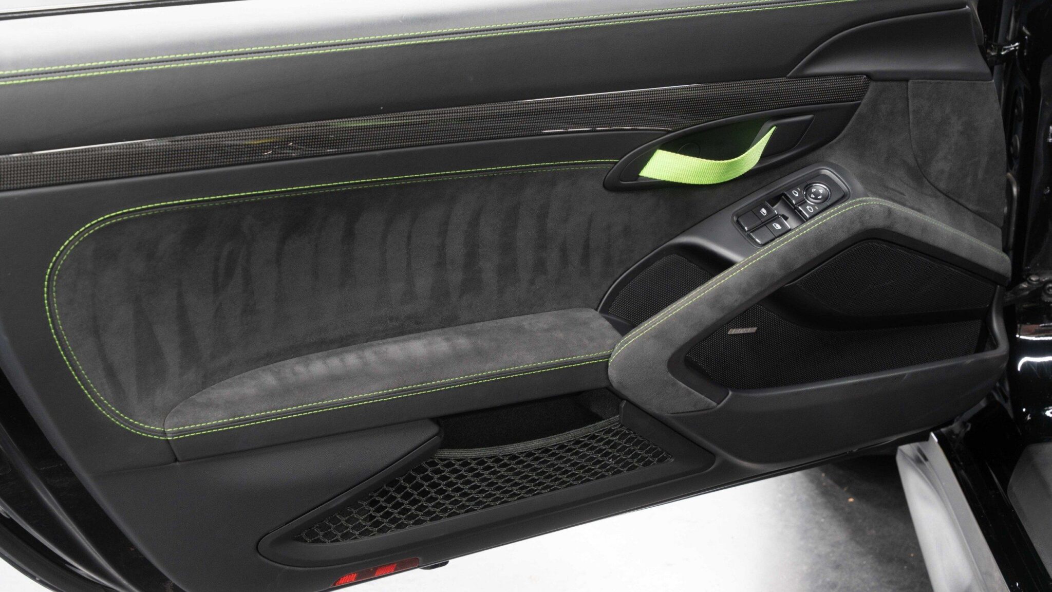 2019 Porsche 911 - Image 27