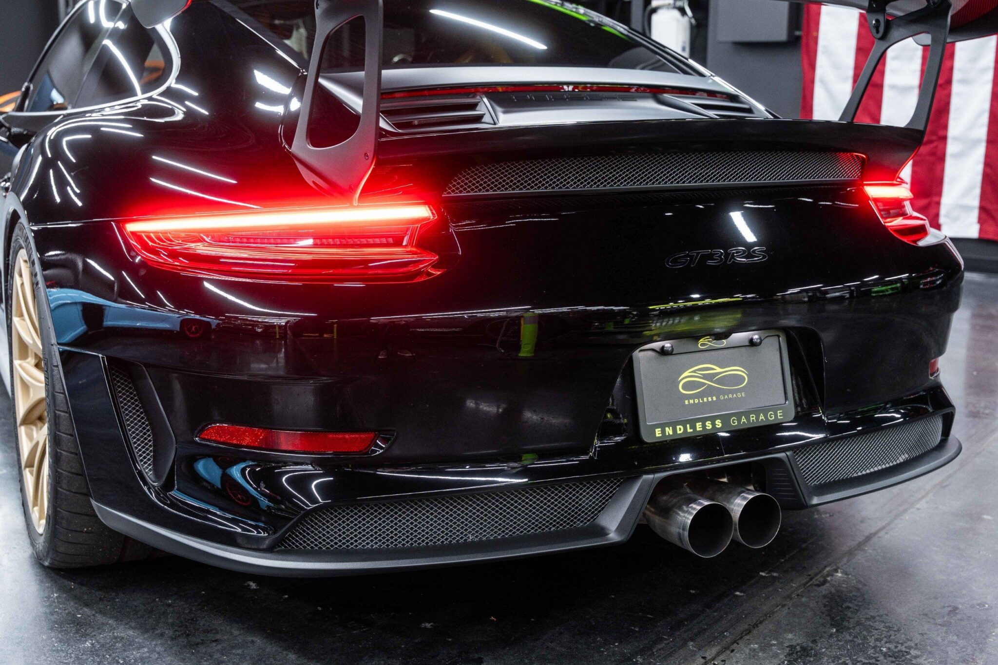2019 Porsche 911 - Image 14