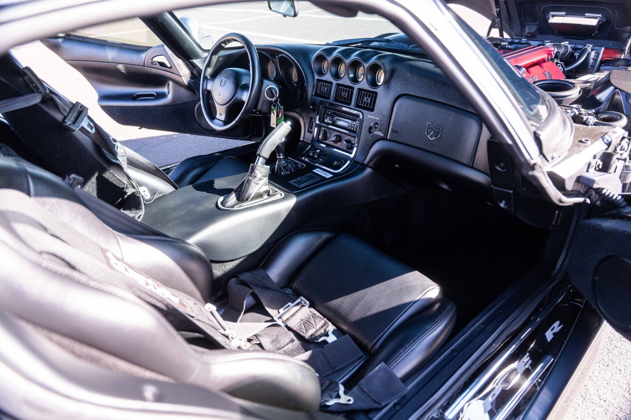 2000 Dodge Viper - Image 44
